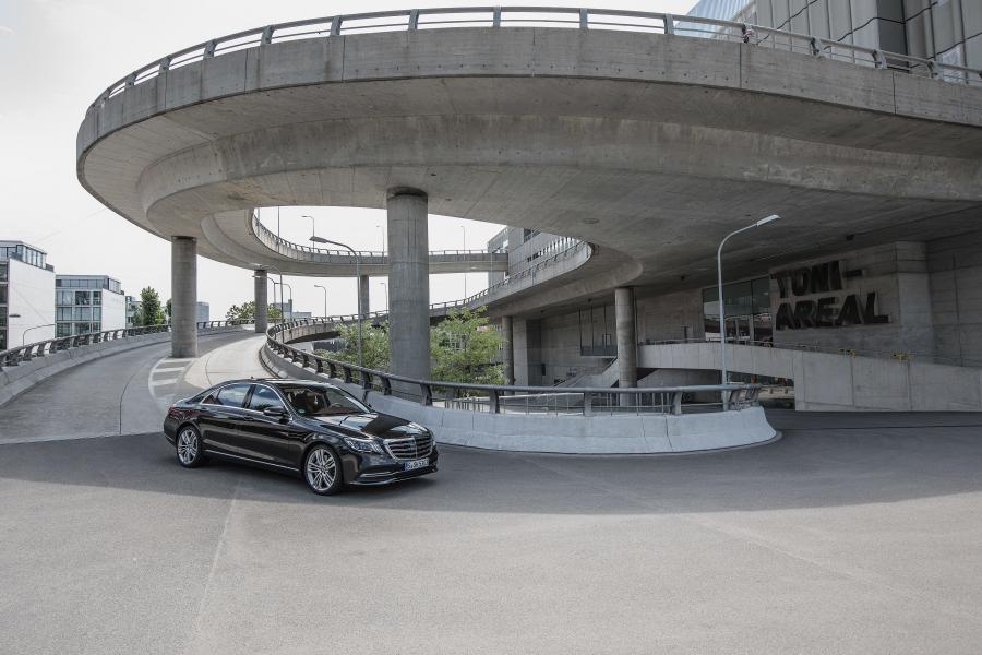  Mercedes-Benz S400 d Lang 4Matic 2017 года  (WW) (фото 4 из 27)